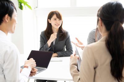 【元接客業MRに聞く】<br>新しい環境での関係性構築のポイント大公開！