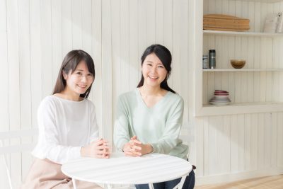 【女性MR対談 ~自分らしい価値観とは~ 】 <br>MRを一度離れて海外へ。